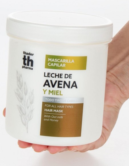 Thader Pharma Mascarilla Capilar Suavidad y Brillo con Leche de Avena y Miel Todo Tipo de Cabellos 700 ml